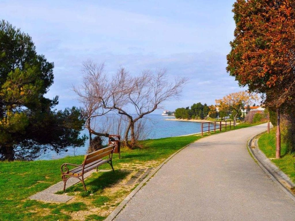 1. Arbanasi strand- 2