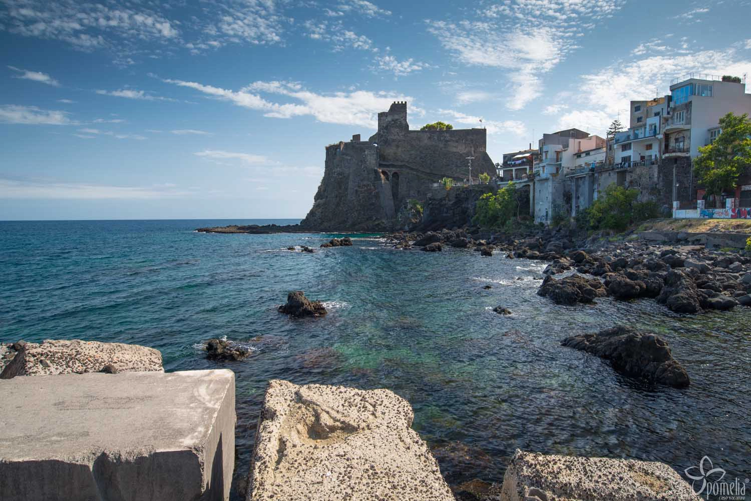  Aci Castello  strand - Szicília