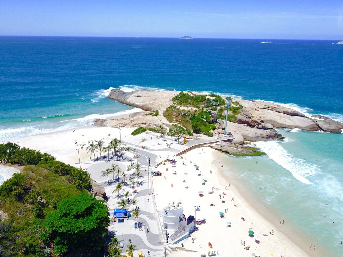  Arpoador  strand - Brazil