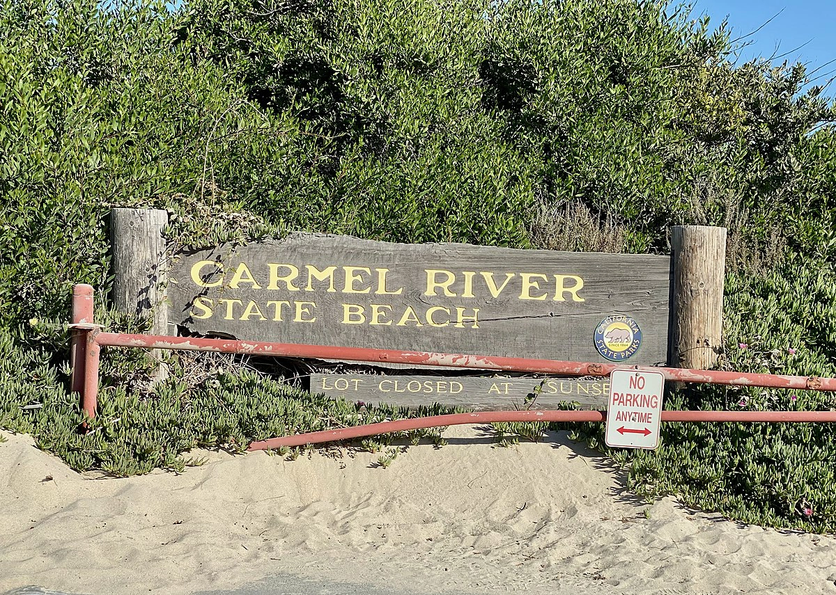  Carmel River State  strand - West coast of USA