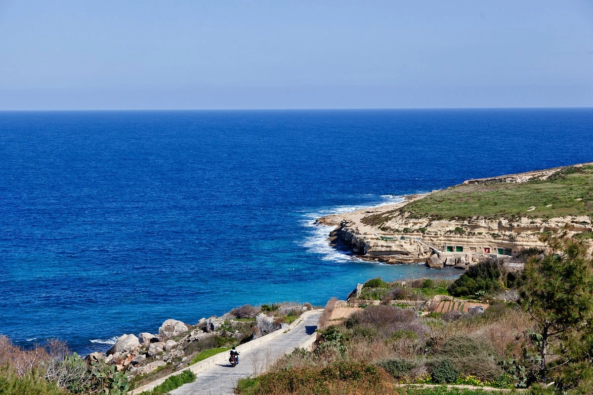  Dahlet Qorrot  strand - Gozo