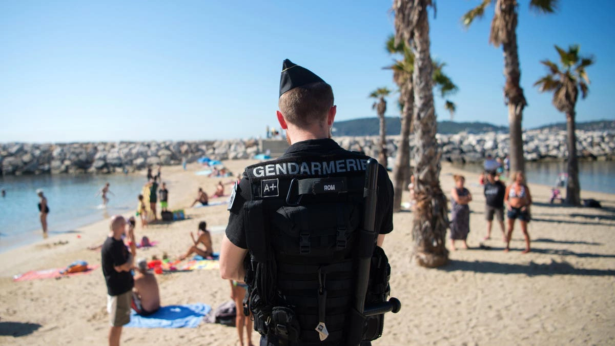  Gendarmerie  strand - Reunion