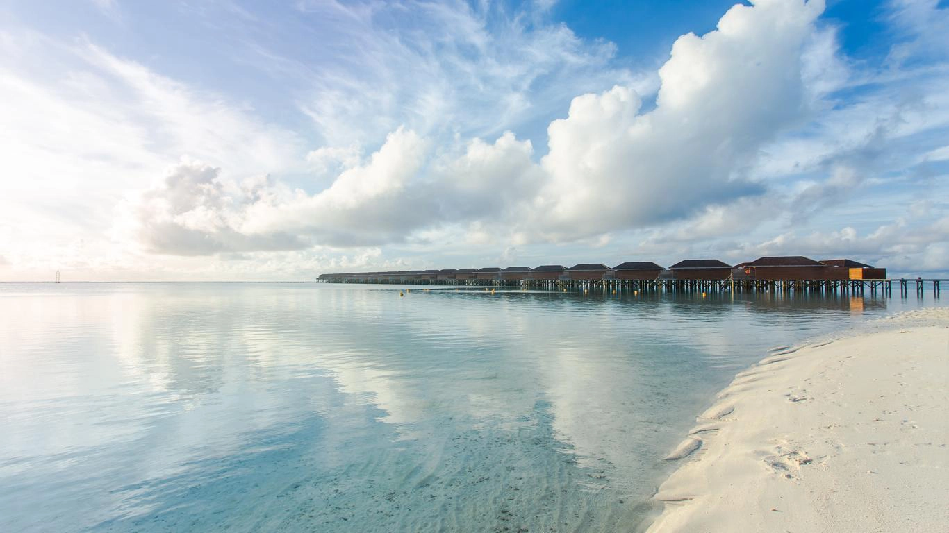  Huluwalu Island  strand - Maldives