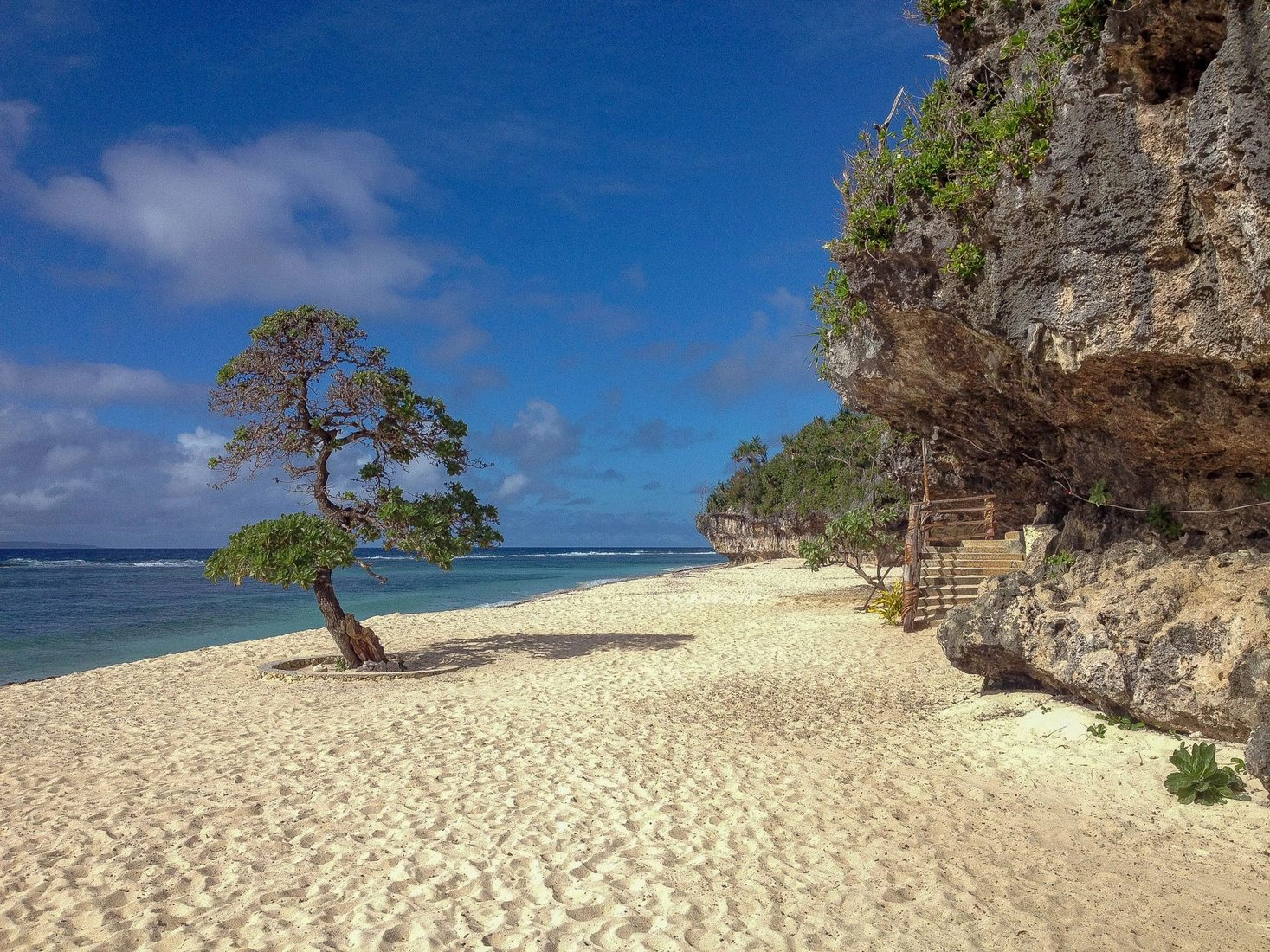  Oholei  strand - Tonga