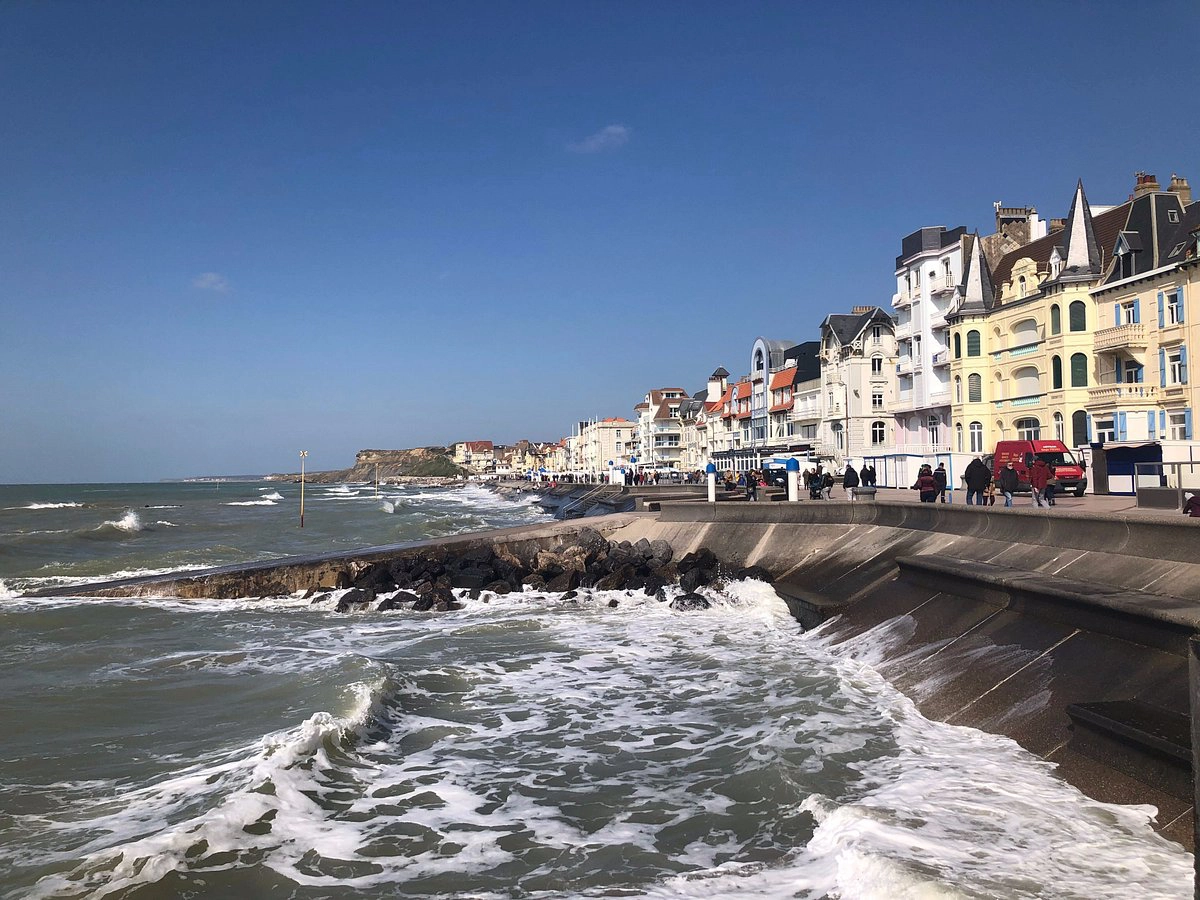  Wimereux  strand - North 	Picardy