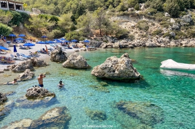 Antony Quinn Bay 