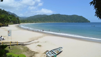 Las Cuevas Bay 