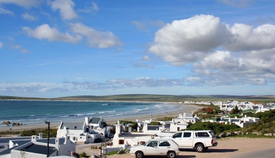 Paternoster strand