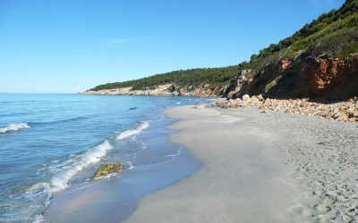 Platja de Binigaus strand