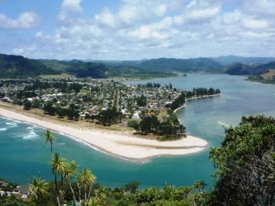 Tairua strand