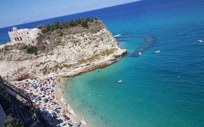 Tropea strand